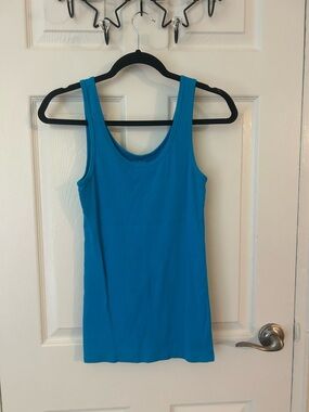 Time and Tru Bright Teal Scoop Neck Tank Top